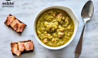 oma's erwtensoep recept met roggebrood en spek
